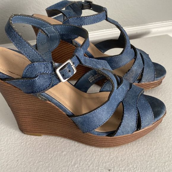 Dollhouse Denim Platform Wedge Sandal - Picture 5 of 10